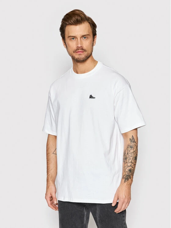 Προϋπολογισμός 🎉 Converse Άνδρες T-shirts T-Shirt Chuck Taylor 👟 Shoe Patch 10020931-A01 Λευκό Loose Fit 💯